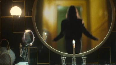 Angi: Cuộc sống giả, tội ác thật - Angi: Fake Life, True Crime